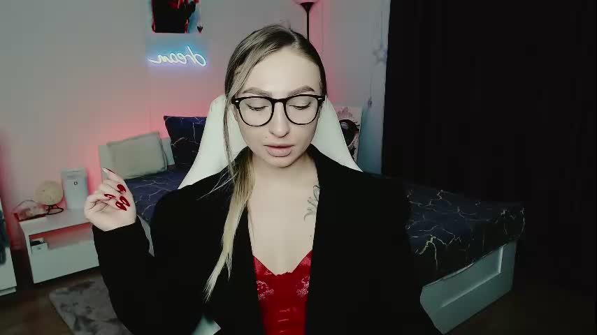 adriana_campbell