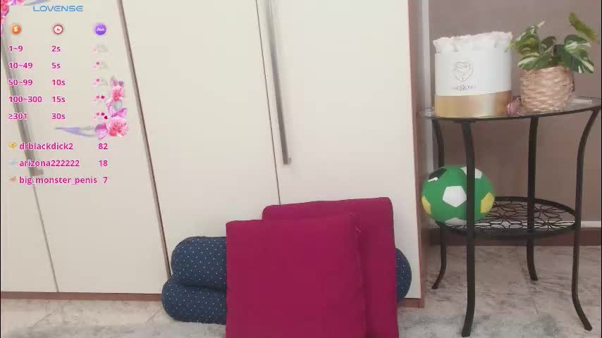 alessia_bloom_