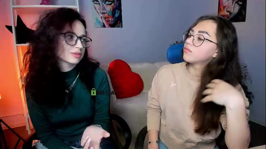 kiki_swan