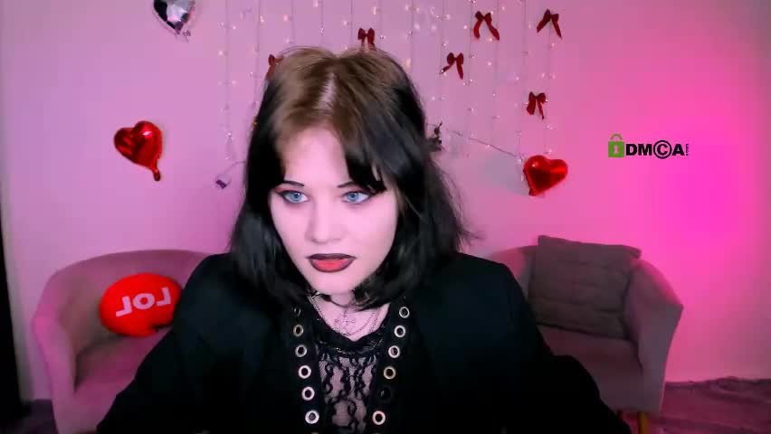 nikki_kiss_