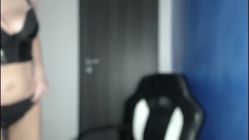 petite_danielle