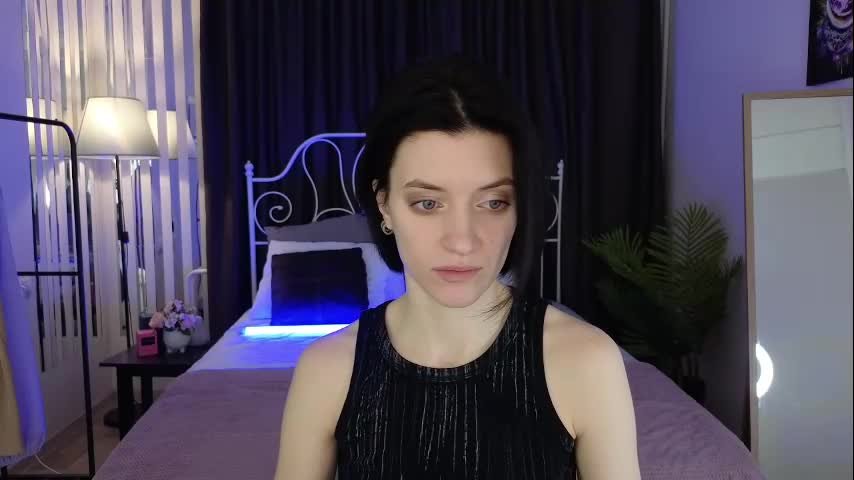 roxy_riot_
